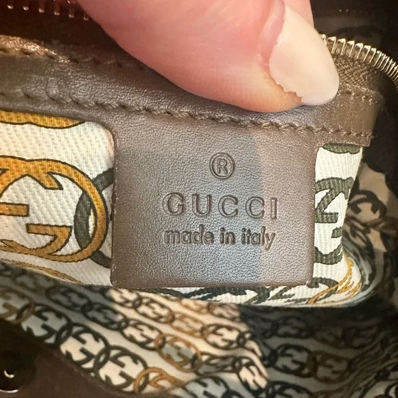Gucci brit hobo bag in fur - Picture 10 of 13